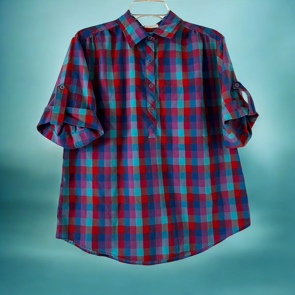 VINTAGE Queen Bee Women's Multicolor Plaid Pattern Blouse. Size 40